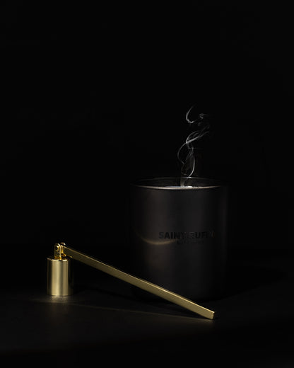 Saint Rufina Scented Candle 220g - Black Velvet