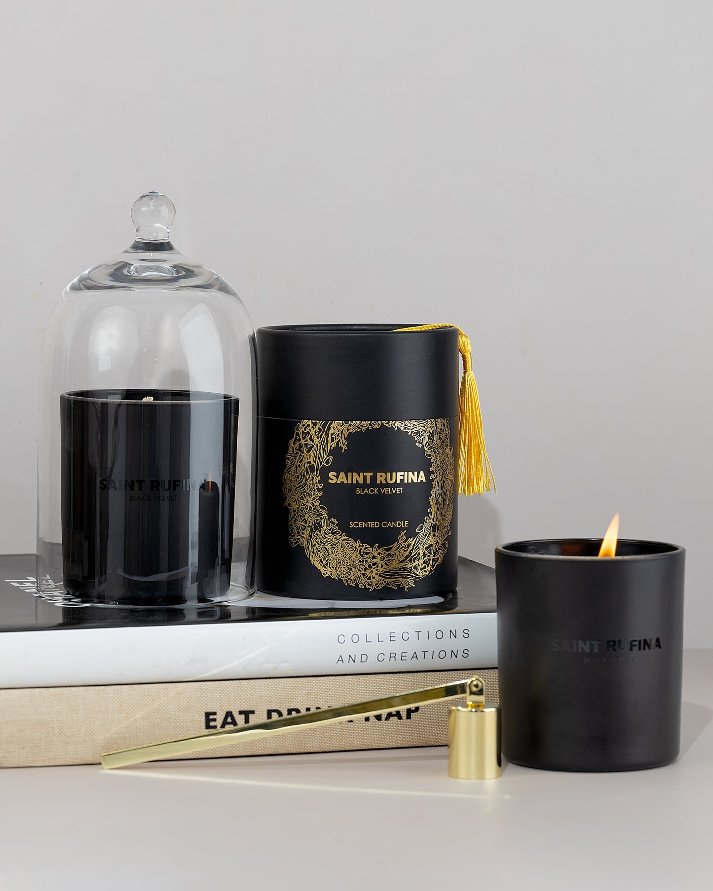 Saint Rufina Scented Candle 220g - Black Velvet
