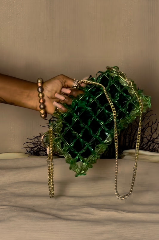 Awowarii Feji Clutch