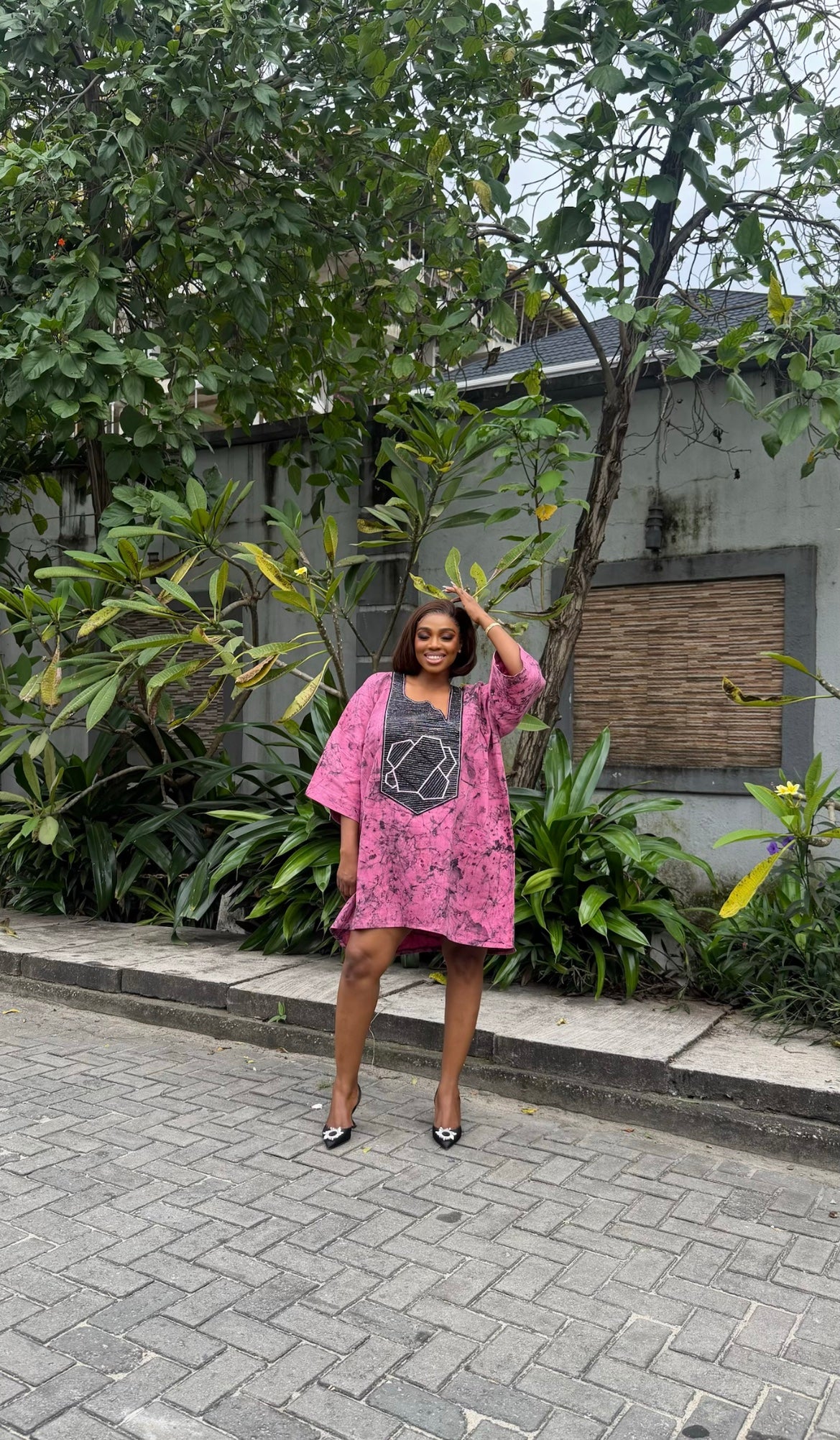 Arira Short Embroidery bubu