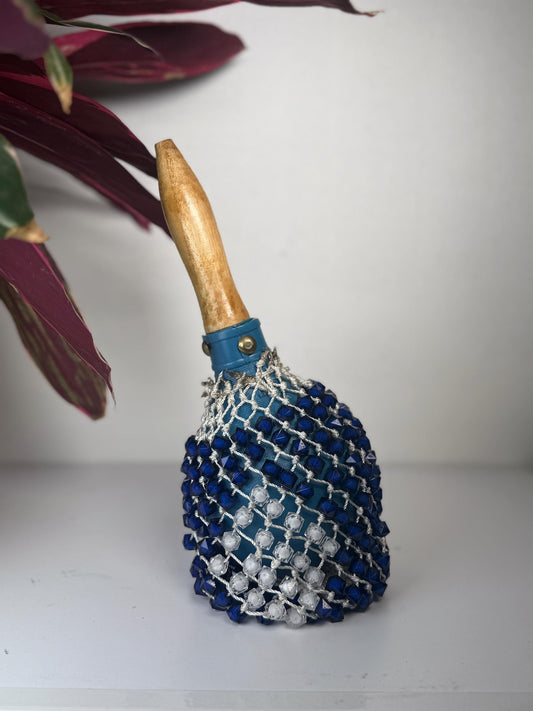 OniSekere Blue & White